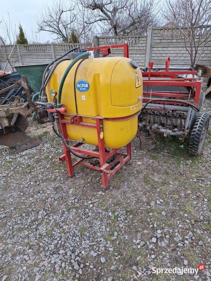 Opryskiwacz 400l świętokrzyskie Nowa Słupia sprzedam