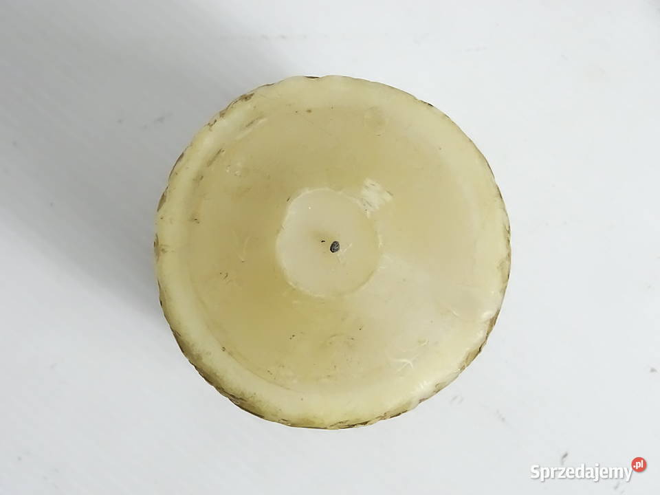 Ozdobna świeca ozdobna rzeźbiona vintage barok z