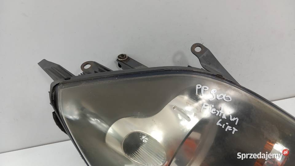FORD FUSION MK6 VI LIFT LAMPA PRZÓD PRAWA Zbierkowo