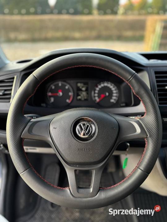 VW Transporter T6 Long 20 TDI 9 osobowy Salon Reda