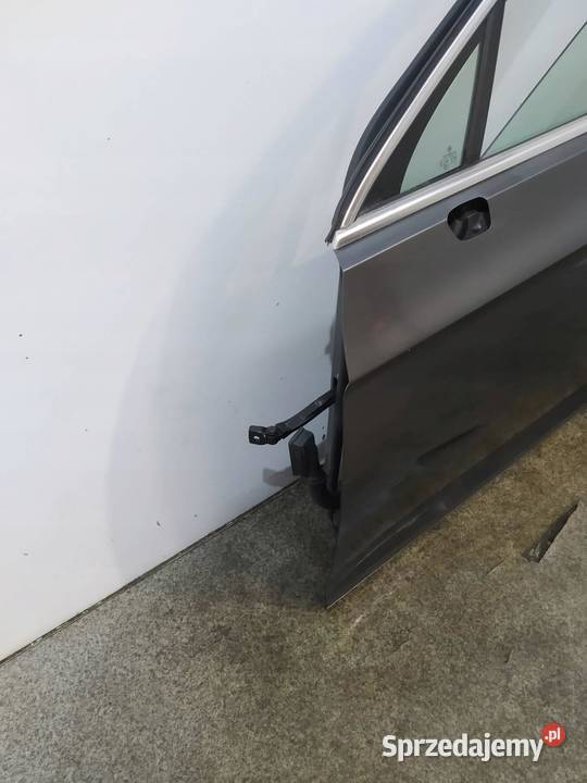 DRZWI LEWE PRZÓD SZARE VW Volkswagen Passat VIII