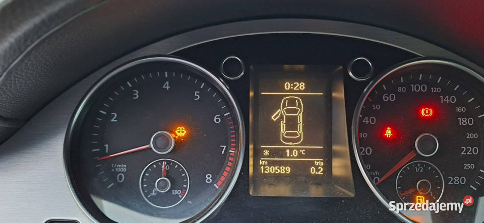 Volkswagen Passat CC mały przebieg nieuszkodzony