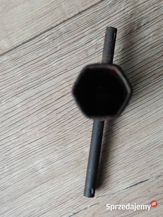 Klucz rurkowy zabytkowy z czasów PRL 22mm ze Biała Podlaska sprzedam