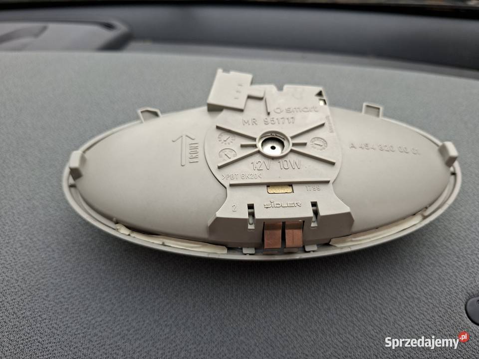 Smart Forfour 15 dci części lampka wnętrza Kamocin sprzedam