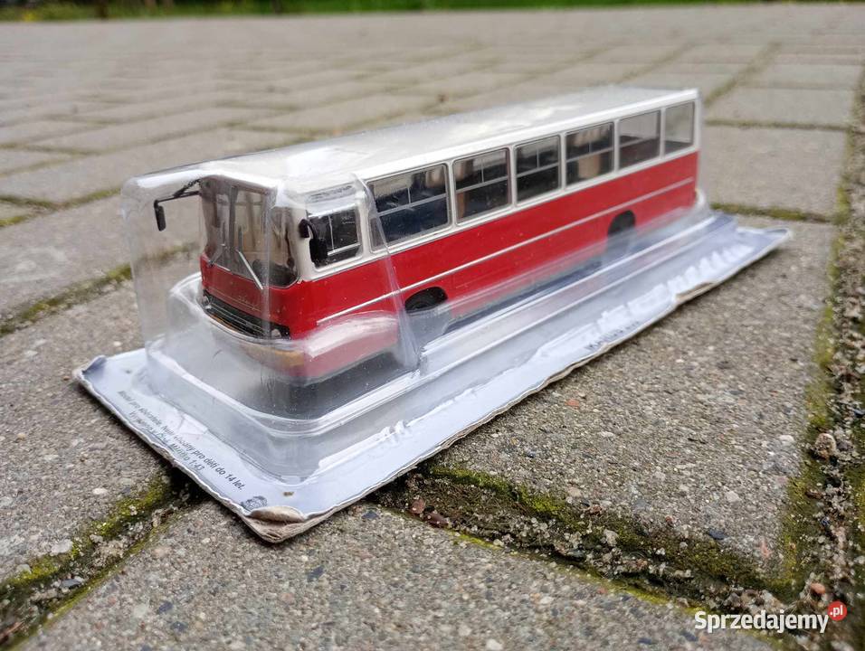 IKARUS 260 kultowe auta autobusy PRL deagostini