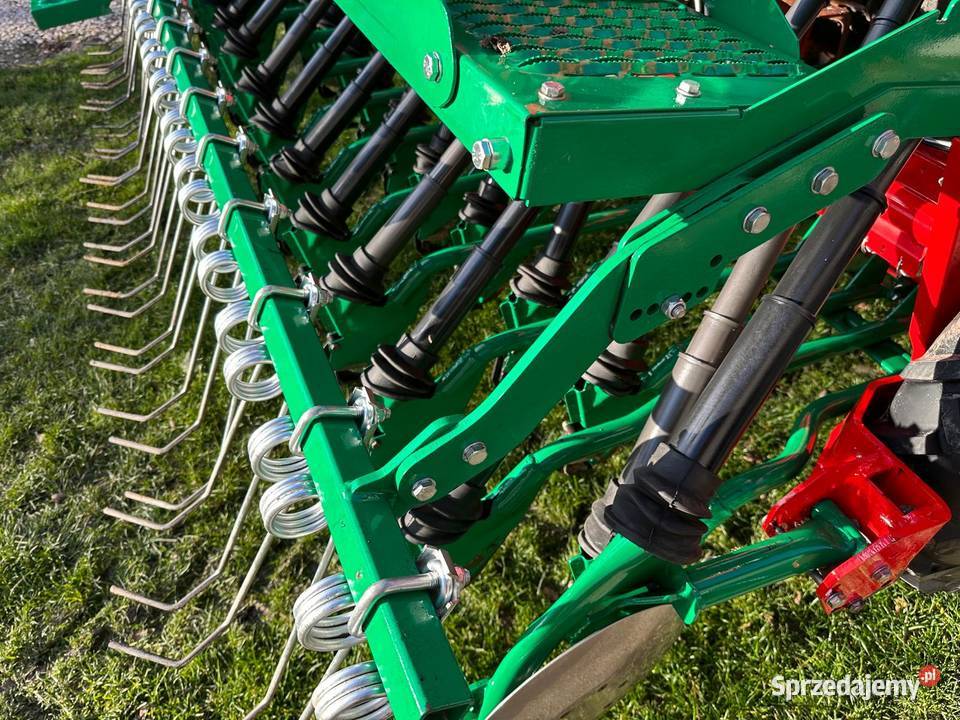 Sprzedam Siewnik Agro masz 3m
