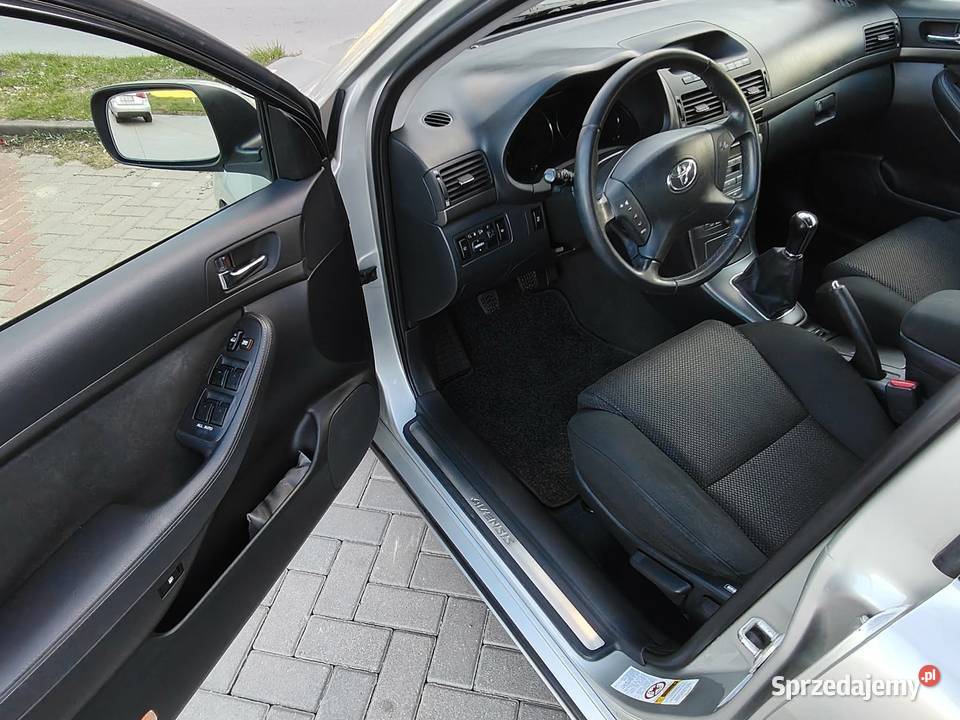 Toyota Avensis Rok produkcji 2005 Dąbrowa Białostocka