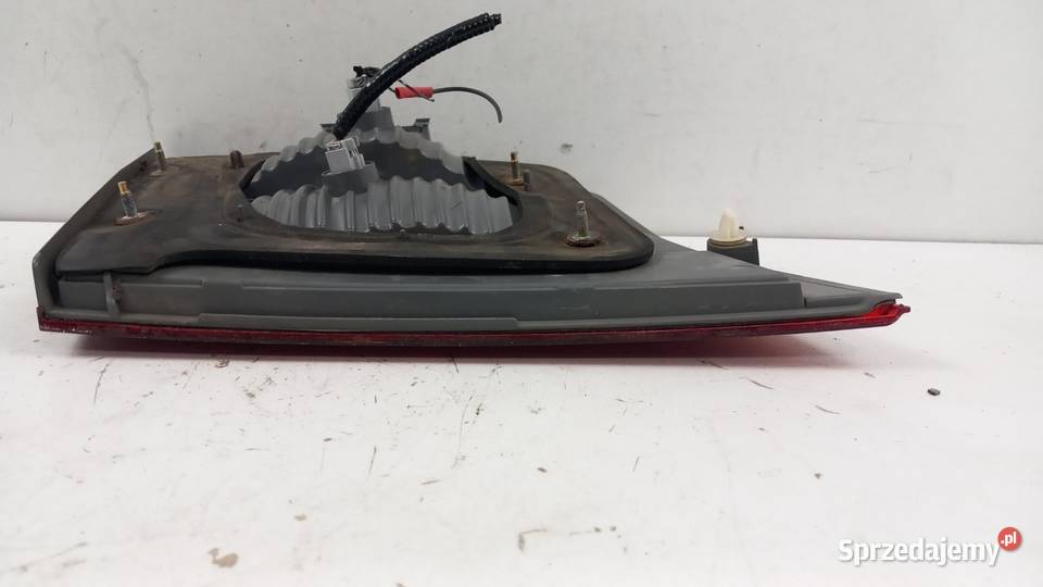 HONDA ODYSSEY III 20042007 LAMPA TYŁ PRAWY W osobowe Zbierkowo sprzedam