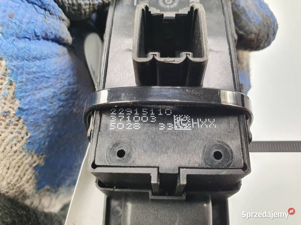 PRZYCISK OPEL INSIGNIA A LIFT 22915110 Lipno