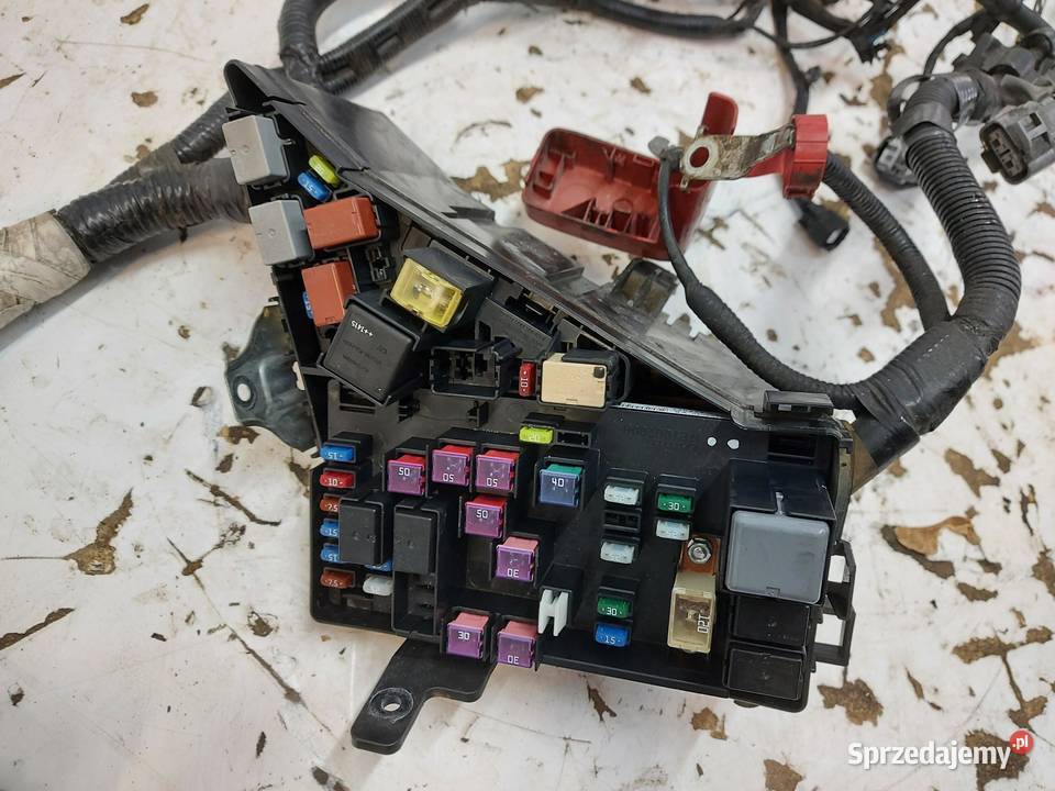 Subaru WRX STI 2015 wiązka instalacja komory Materiały instalacyjne