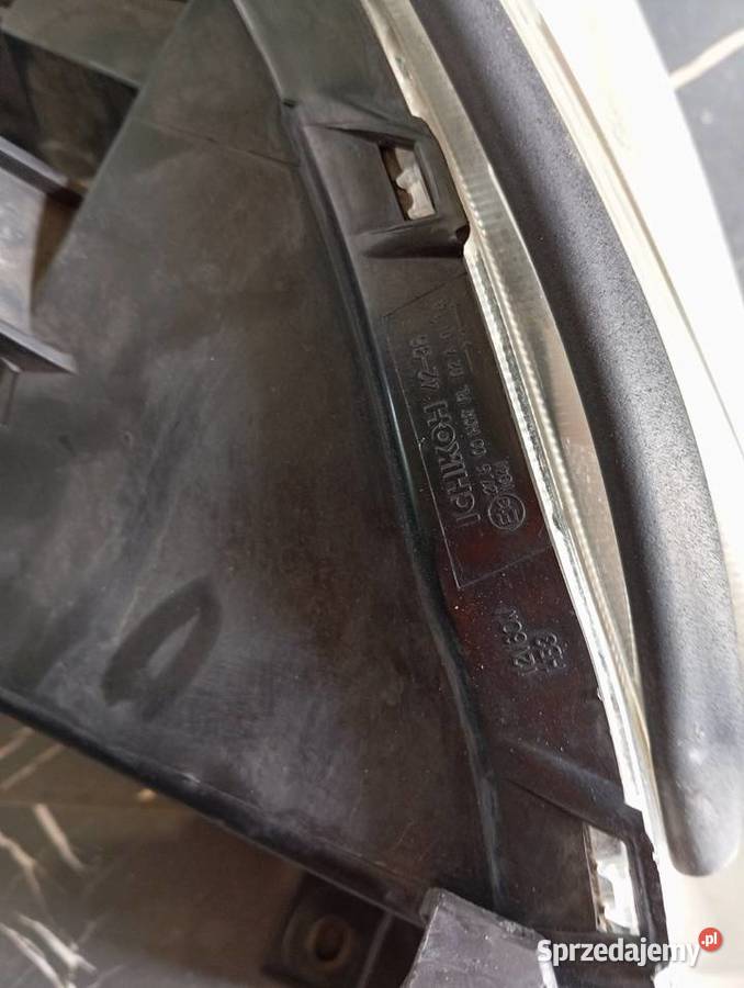 Lapa lewa Toyota RAV4 III używana w stanie