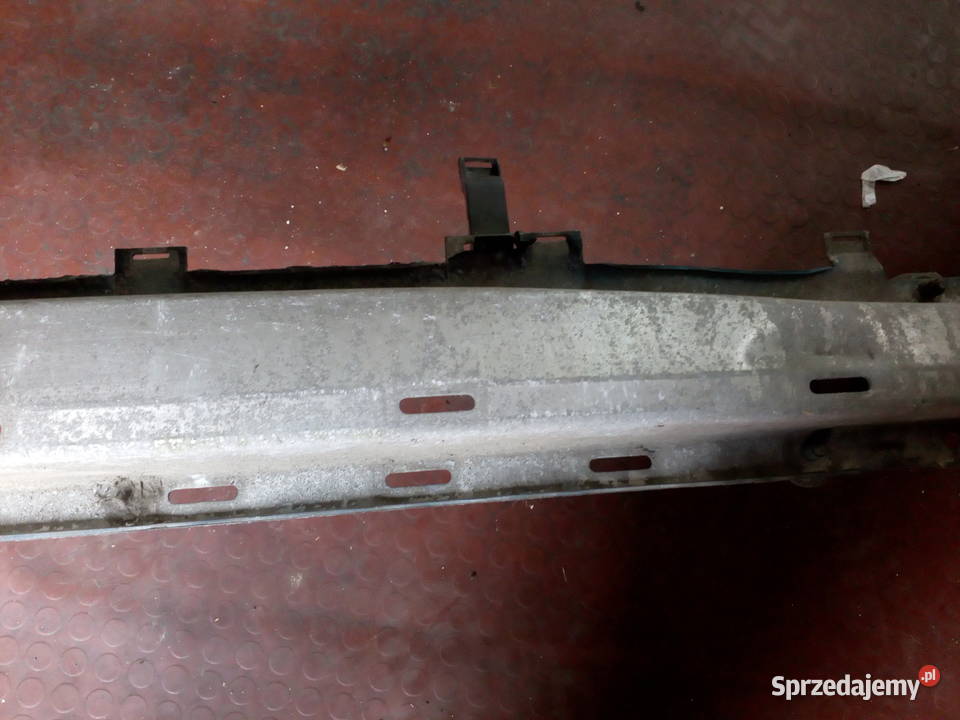 Wzmocnienie zderzaka tylnego Audi A4 Kombi 2000r zderzaki Rzeszów sprzedam