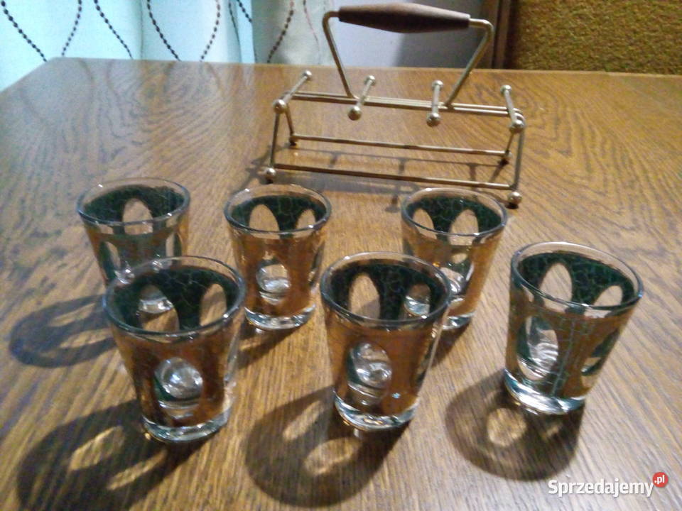 Kieliszki komplet sprzedam