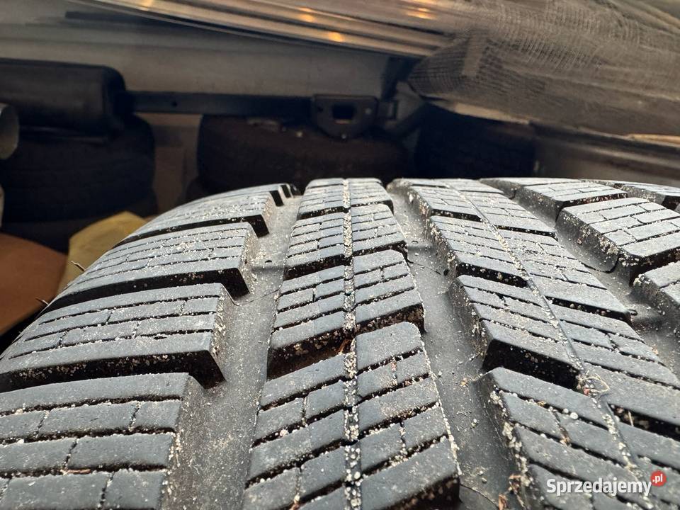 Do sprzedania komplet kół zimowych BMW X5 X6 Samochodowe Skierniewice sprzedam