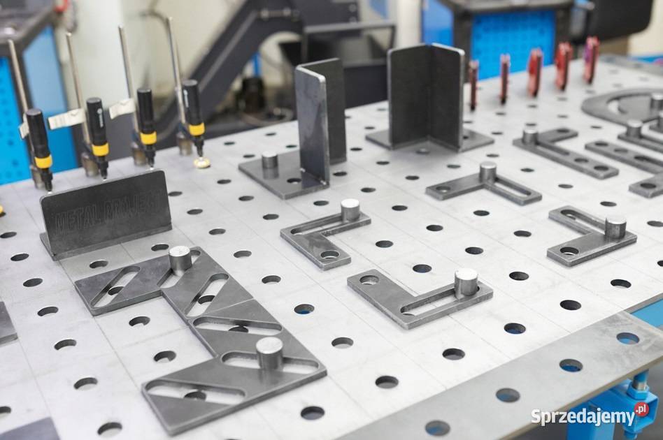 STÓŁ SPAWALNICZY 1000 X 2000 NARZĘDZIA SYSTEM 28 Poznań sprzedam
