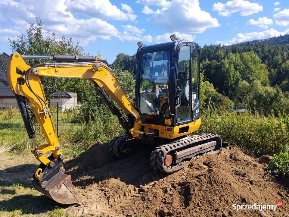mini koparka caterpillar cat 3027 jcb kubota Rok produkcji 2013 Sucha Beskidzka