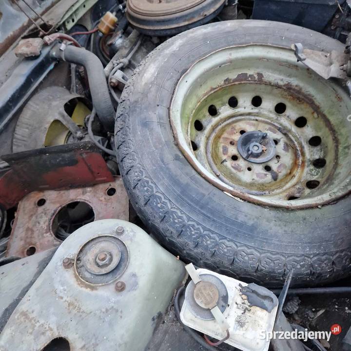 Zastava 1100p 1981 Wyprzedaż kolekcji Dużo Białystok