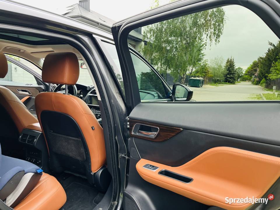 Jaguar FPace Jaguar FPace 20 241 i4D AWD Bobrowiec
