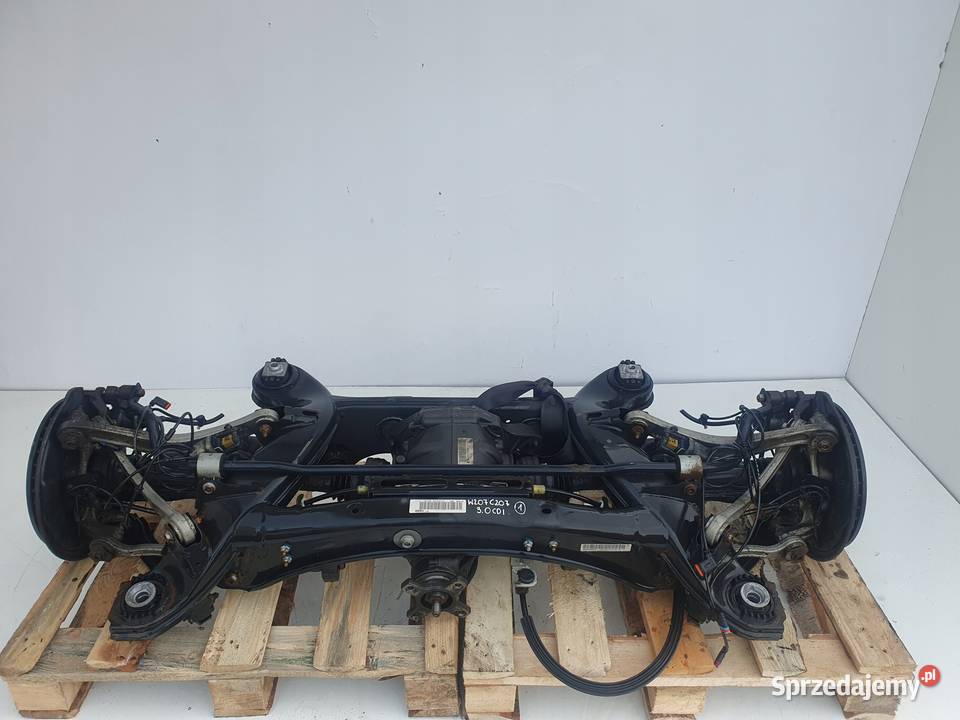 Mercedes W207 30 V6 CDI TYLNE ZAWIESZENIE TYŁ Janów