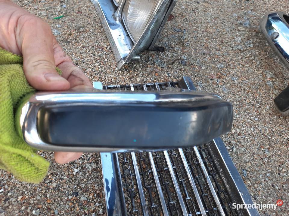 Zderzak atrapa duzy fiat wloch 125p Brusy