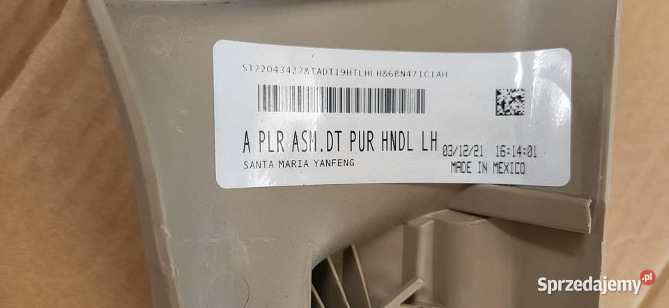 DODGE RAM 1500 LIMITED Listwa słupka lewa Mopar Mojusz