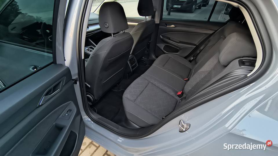 VOLKSWAGEN GOLF 10 eTSI Automat FVAT 23 niski podlaskie sprzedam