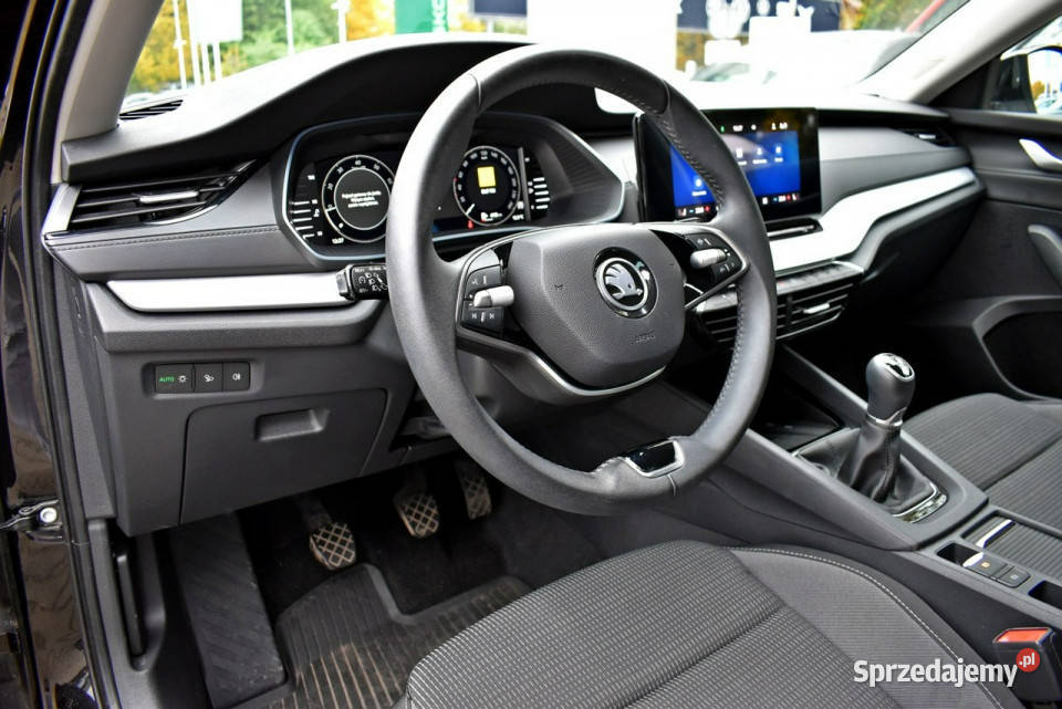 koda Octavia Bezwypadkowy Salon Polska Serwis relingi dachowe Octavia Łódź