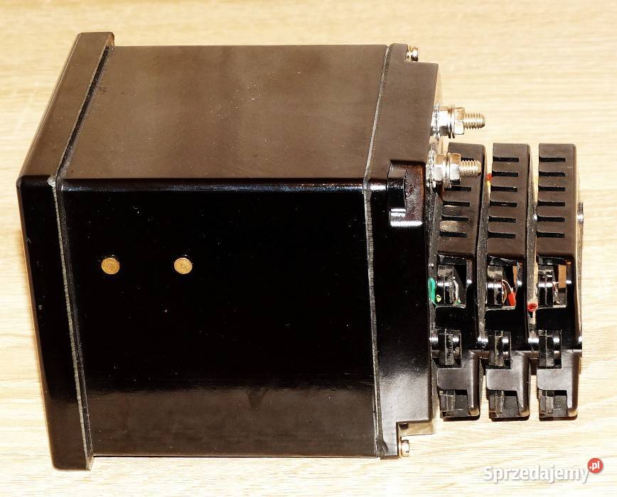 Miernik analogowy woltomierz tablicowy E40 250 śląskie Gliwice