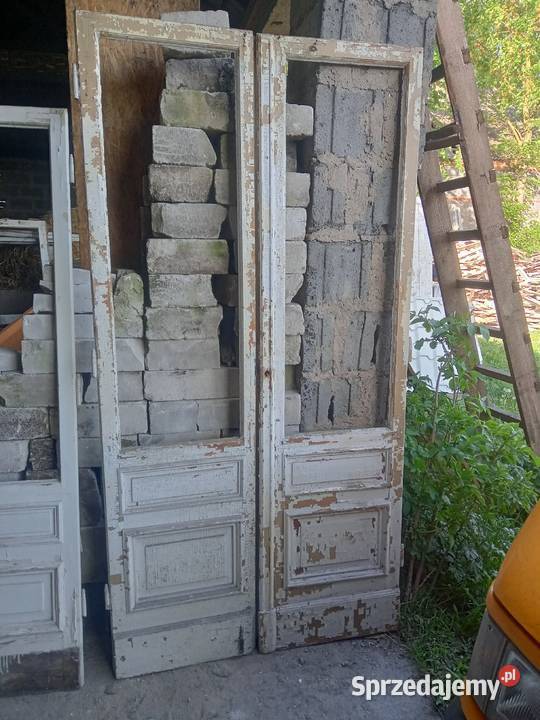 Drzwi balkonowe kamienicy dwuskrzydłowe kujawsko-pomorskie Czernikówko