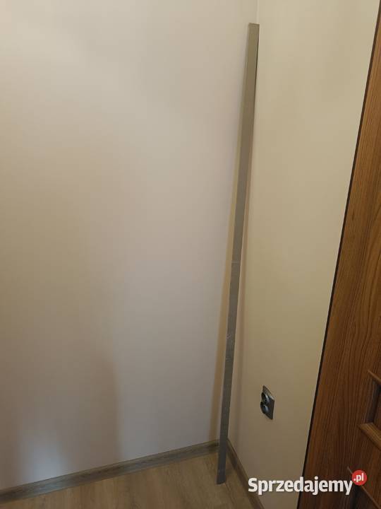 Złoty karnisz sufitowy Nowy tanio