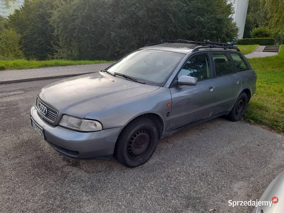 Sprzedam audi a4 b5 19 tdi avant uszkodzony do A4 Gdynia