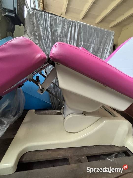 Fotel kosmetyczny elektryczny z regulacją nóg do dolnośląskie Kowary sprzedam