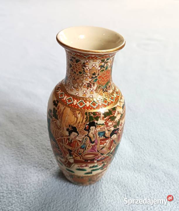 Flakonik z chińskiej porcelany ręcznie zdobiony Porcelana i szkło Opole