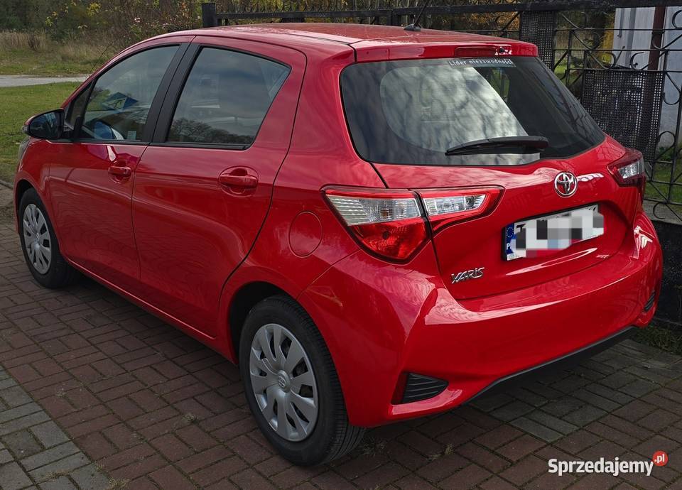 Toyota yaris 10 2018r idealna mały przebieg garażowany świętokrzyskie Starachowice sprzedam
