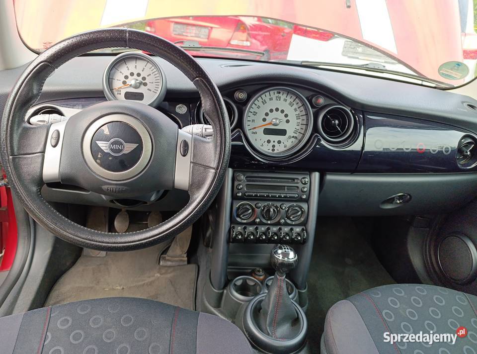 MINI Seven 16 benzyna 90 2006r Koziegłowy