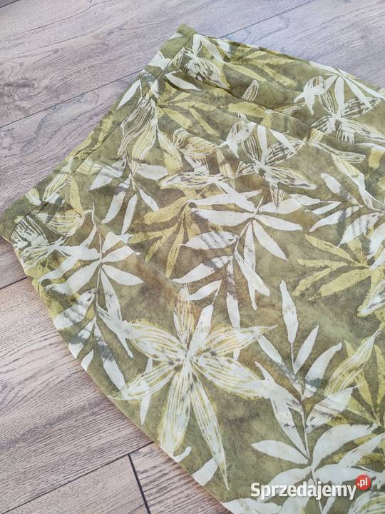 Zielona asymetryczna spódnica 42 44 Rozmiar 42(XL) podkarpackie