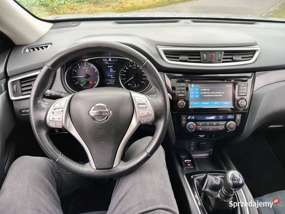 Nissan Xtrail 16benzyna szyberdach kamera 360 radio Sompolno