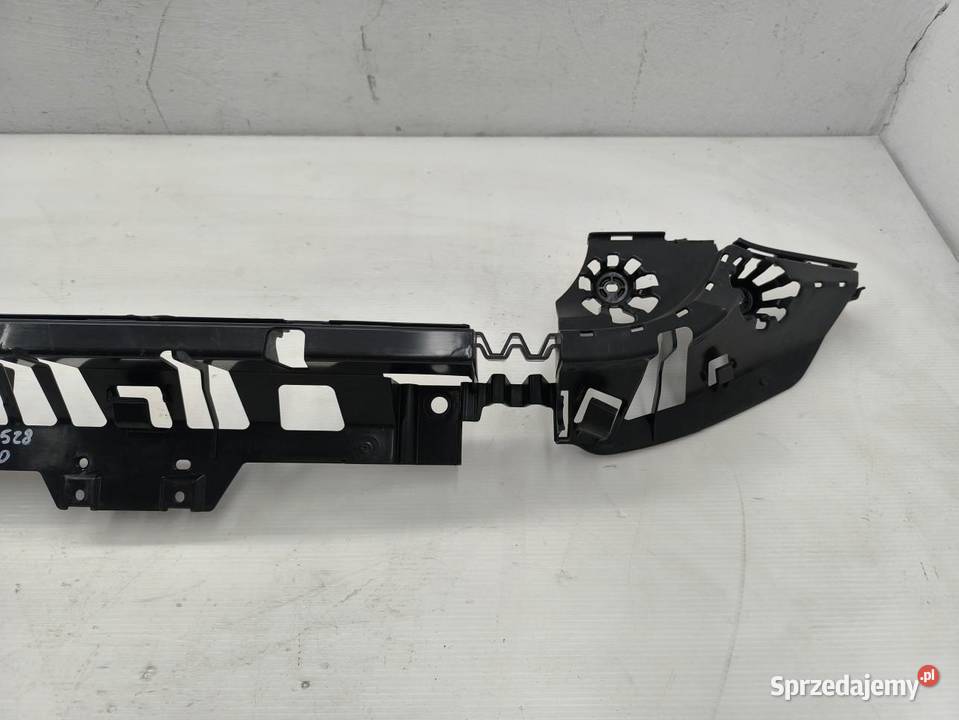 ŚLIZG ZDERZAKA TYŁ SRODKOWY BMW F20 16 116i 136 osobowe wielkopolskie sprzedam