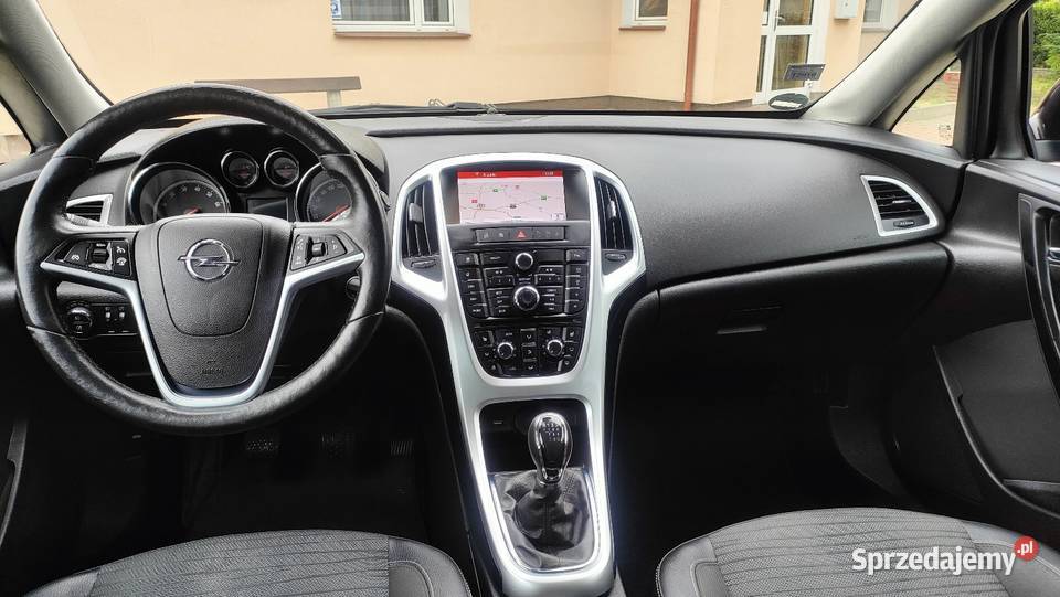 Opel Astra J Benzyna Super Stan Opłacona Chełm