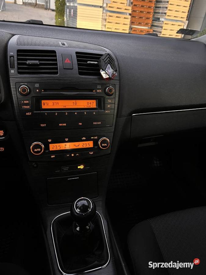 Toyota Avensis 20 benzyna salon Polska 150KM Avensis Pabianice