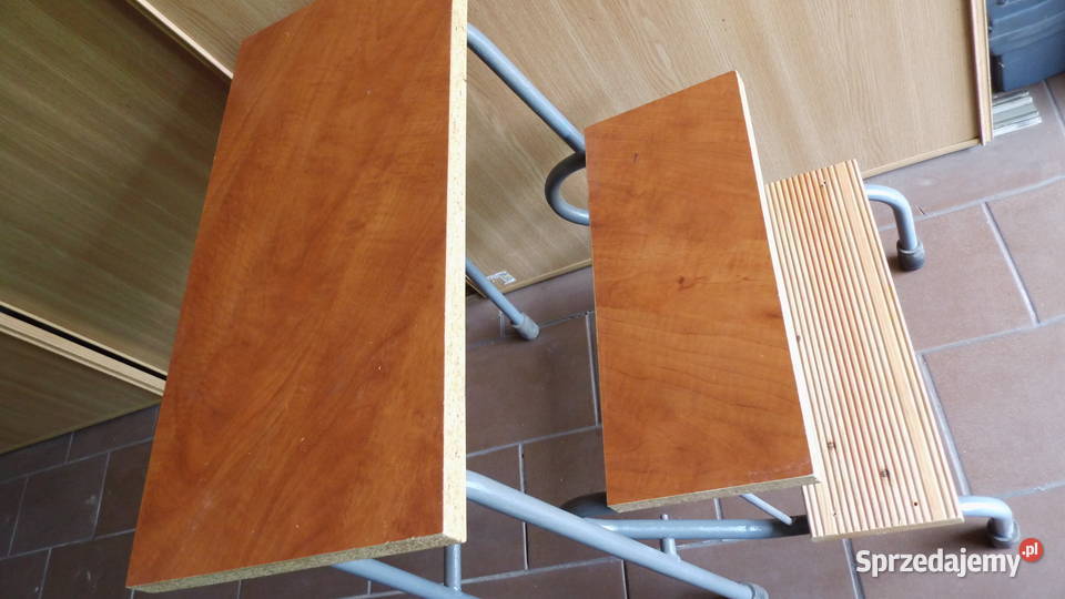 Stolik rozkładany Drabinka Desing lata 80 te Radzewice