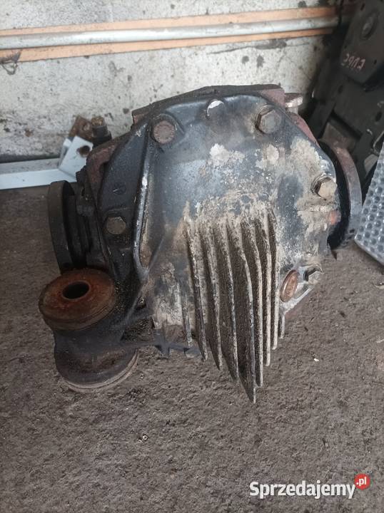 Głowka mostu Mercedes w126 50 v8 przełożenie 224 Sławno