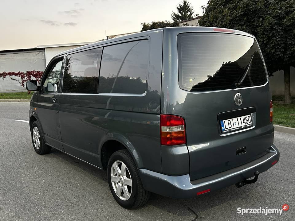 Volkswagen Transporter T5 25TDI5os Rok produkcji 2004