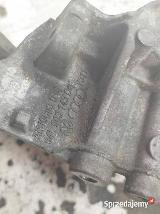 ŁAPA WSPORNIK 04L903143D E 20 TDI Audi A3 III