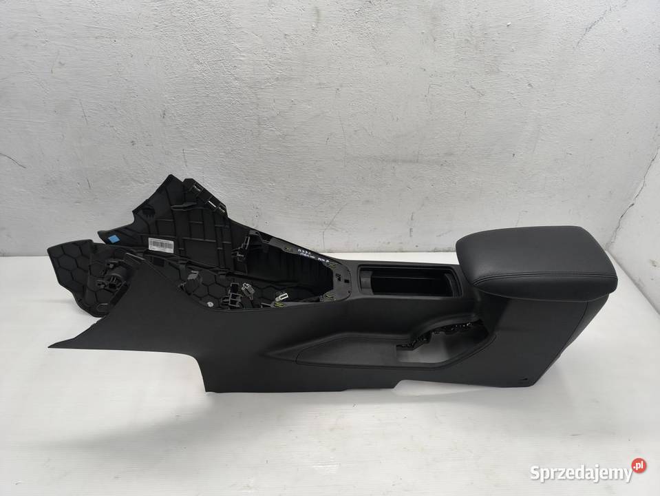 PODŁOKIETNIK TUNEL SRODKOWY FORD FOCUS MK3 LIFT wielkopolskie