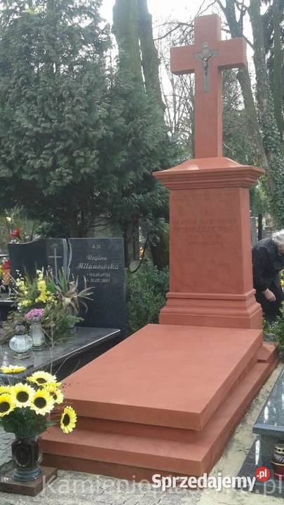 Nagrobek z piaskowca łódzkie Łódź