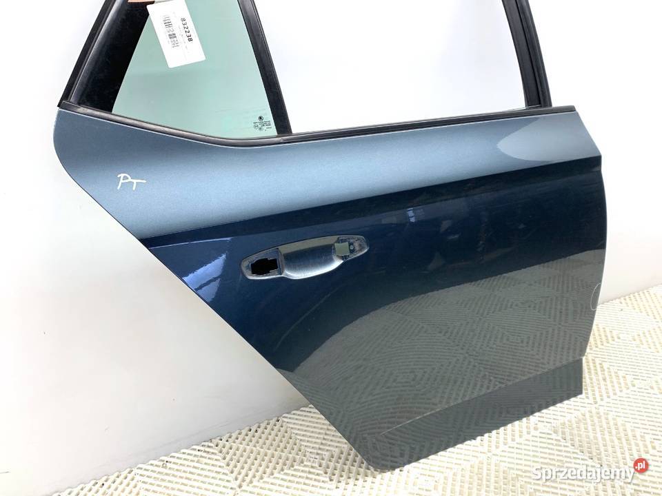 DRZWI PRAWY TYŁ SKODA FABIA III Hatchback