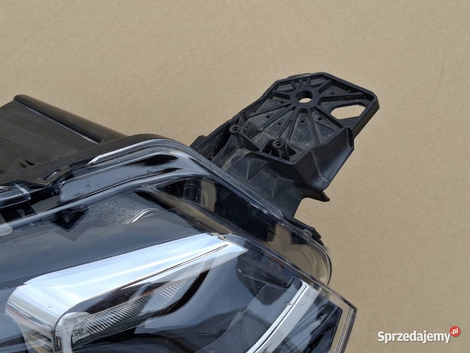 CITROEN BERLINGO IV 4 REFLEKTOR PRAWY LAMPA osobowe