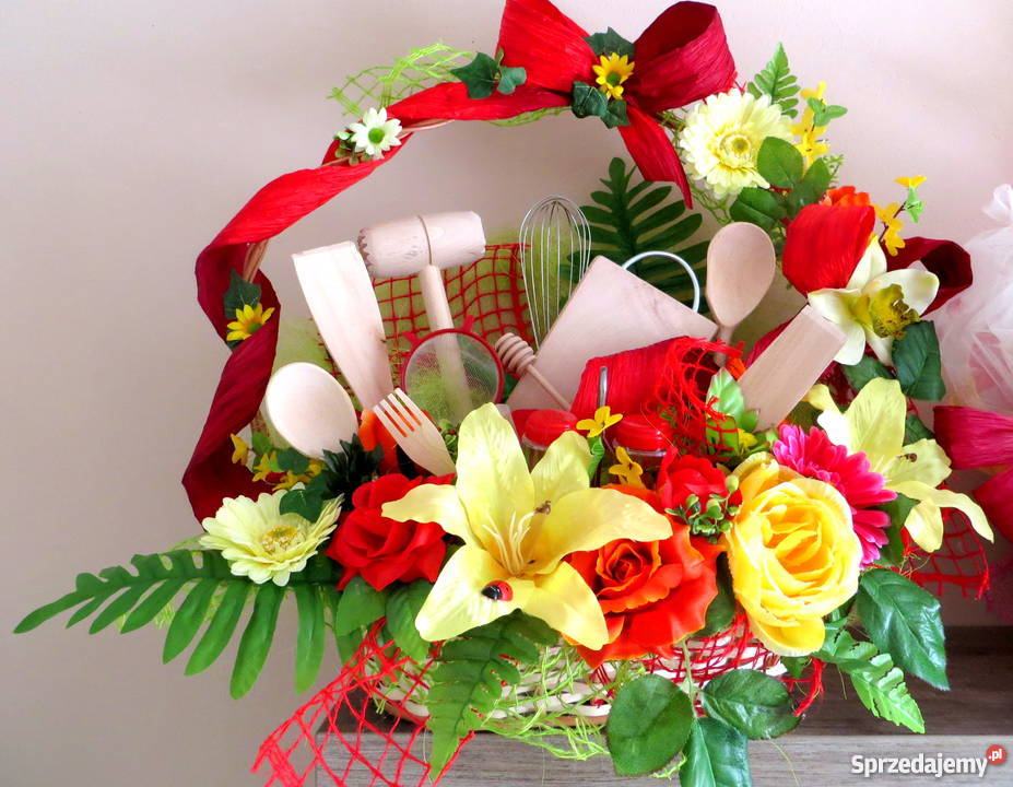 kosz okolicznościowy idealny prezent na mazowieckie Grójec