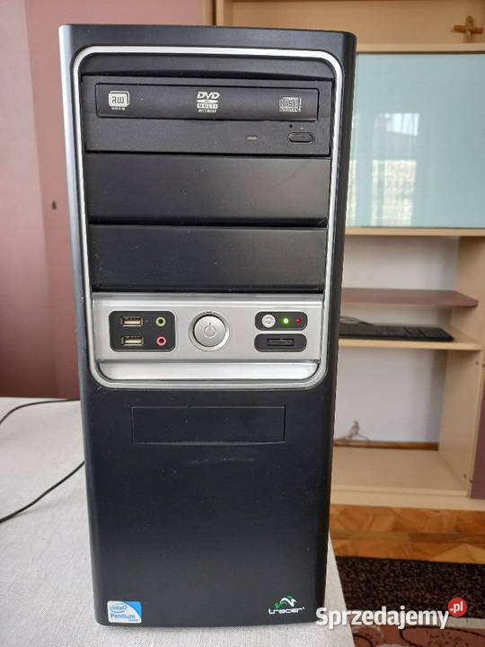 Retro stary komputer PC Klasy Celeron